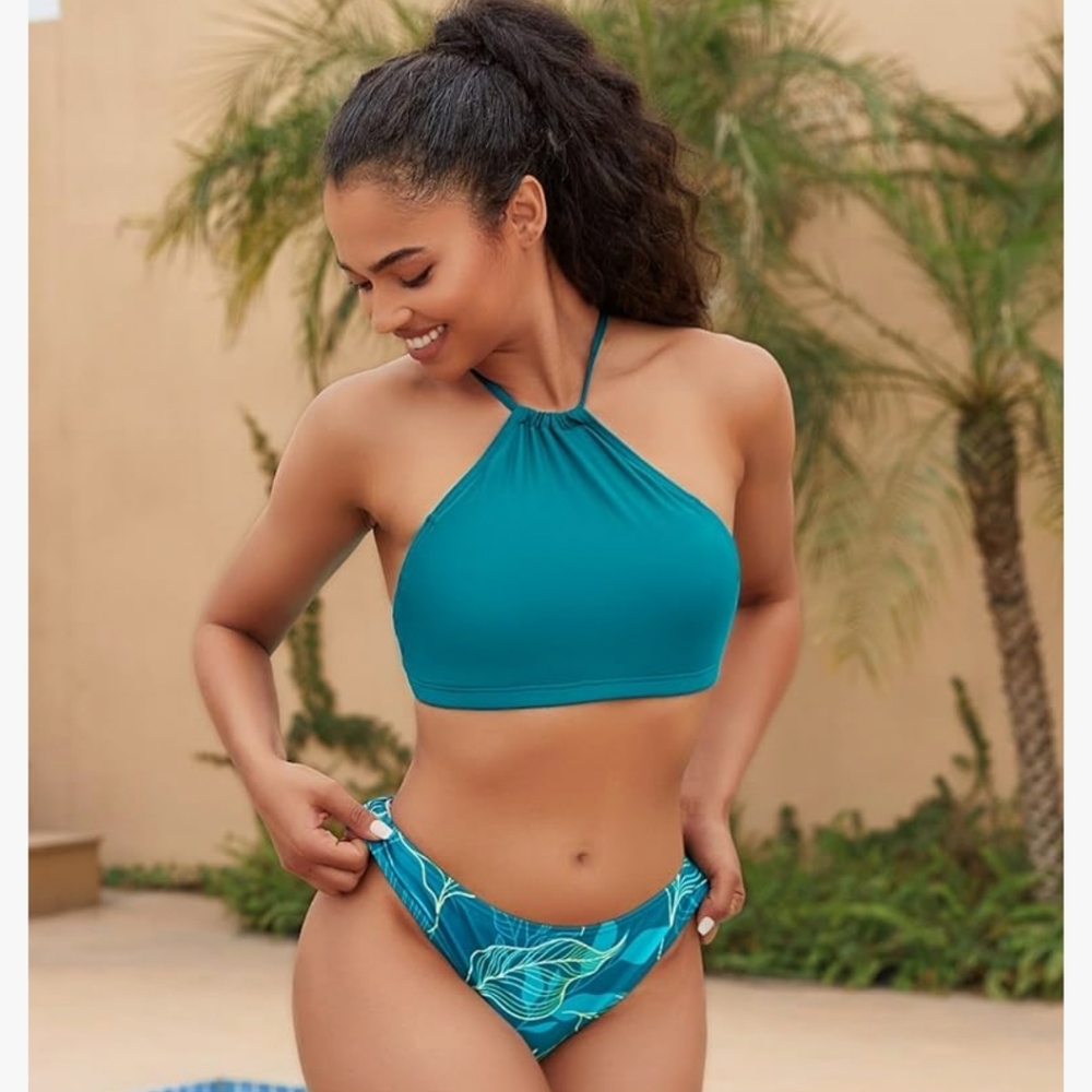NWT Bikini set in peacock blue